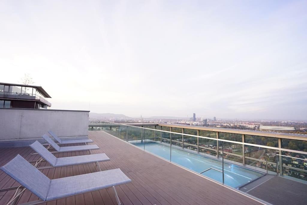 Exclusive Condo With Pool And Terrace Wenen Buitenkant foto